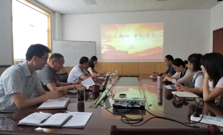 山東影視傳媒集團領(lǐng)導(dǎo)帶頭上專題黨課 推動“不忘初心、牢記使命”主題教育深入扎實開展