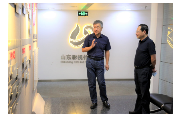 省委常委、省委宣傳部部長(zhǎng)于杰到山東影視傳媒集團(tuán)調(diào)研指導(dǎo)