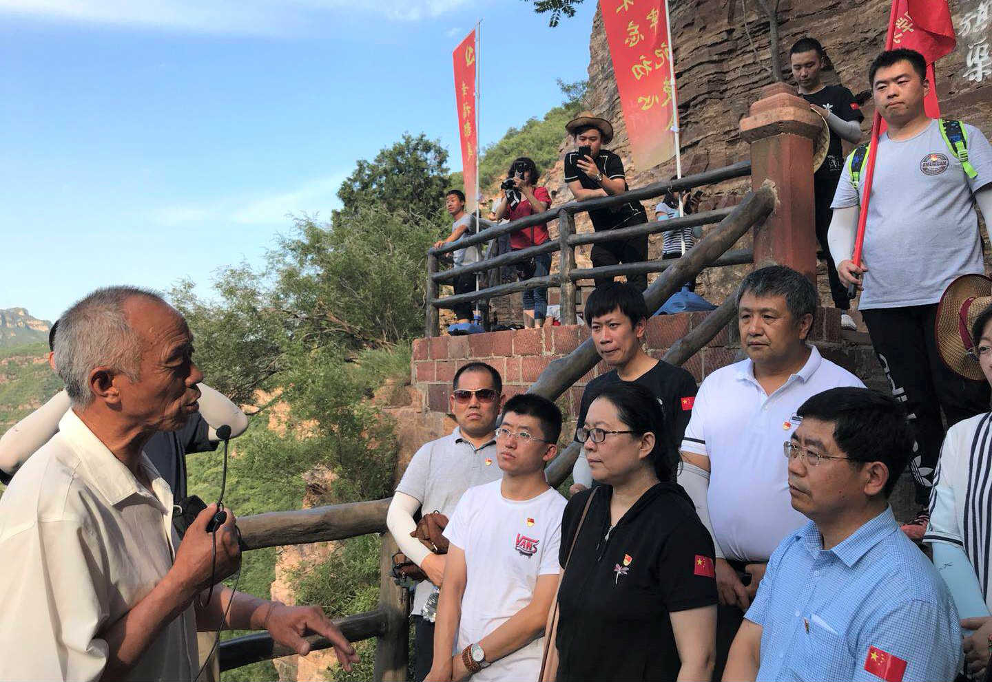 山影集團開展“學習紅旗渠精神，做改革發(fā)展先鋒”主題教育活動